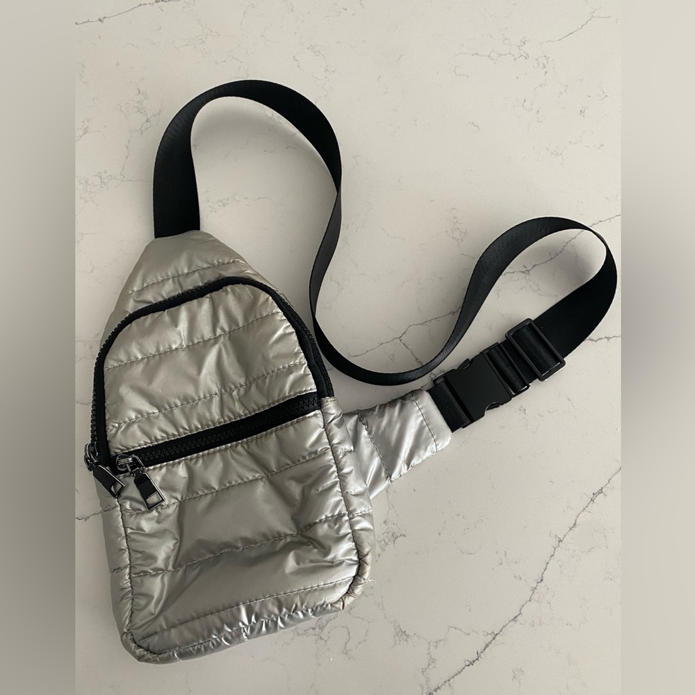 ah.dorned Puffer Crossbody Bag